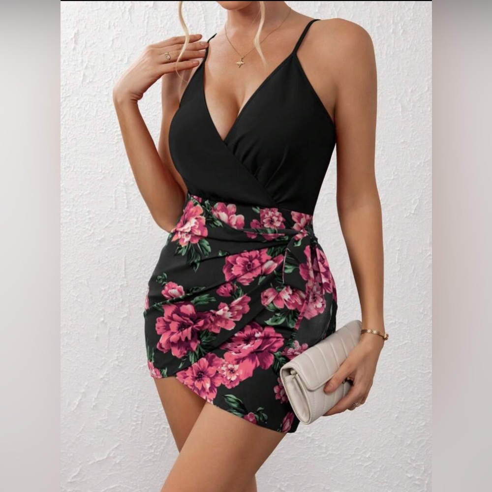 Floral Wrap Dress - Picture 3 of 6